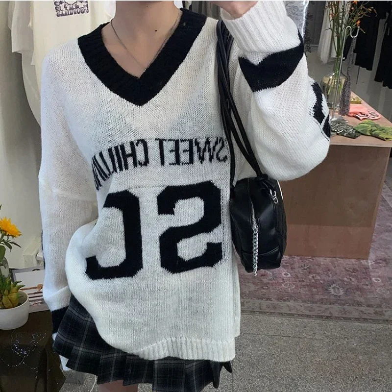 Deeptown Vintage Letter maglioni donna bianco stile Preppy pullover lavorati a maglia American Retro autunno inverno maglioni a maniche lunghe