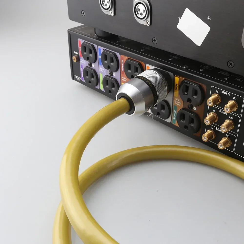 ヴァン・デン・ハル M.C. ユーロ HiFi アンプおよびソース用の銀被覆 7 コア Schuko パワー リンク ​