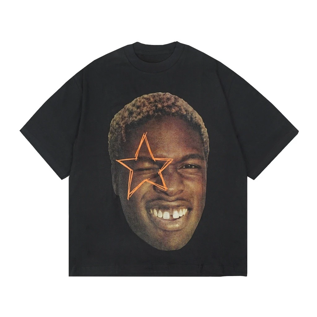 Novedad de verano americano DANIEL CAESAR versión suelta negro Unisex Y2k hombres mujeres Camiseta estampada de algodón Harajuku gráfico Casual camisetas