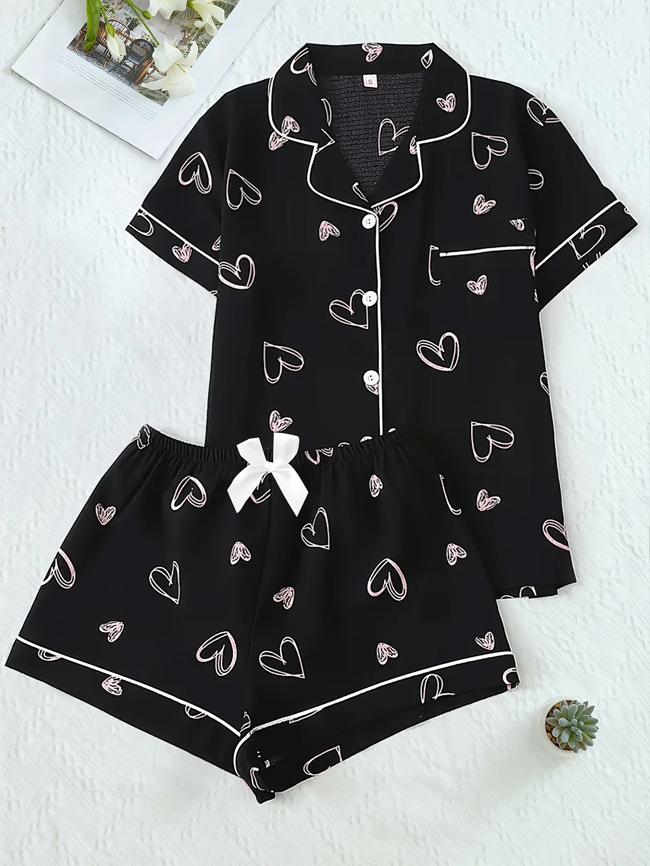 

Women Pajamas Summer Graffiti Heart Print Pajama Set Open Sleeve Top with Elastic Waist Shorts Comfort Casual Loungewear women