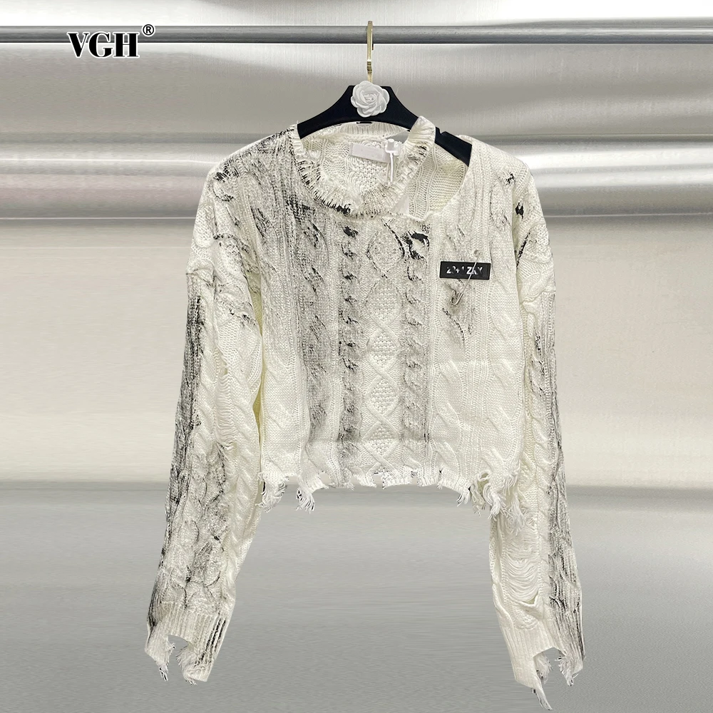 VGH Tie Dyd Frayed Streetwear Knitwear For Women O Neck Long Sleeve Loose Spliced Metal Pin Cutout Fashion Style Sweater Female