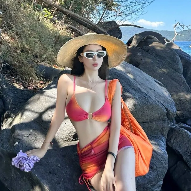 Women's Gradient Bikini Set Halter Neck Ruched Skirt Three Piece Swimsuit For Beach Party