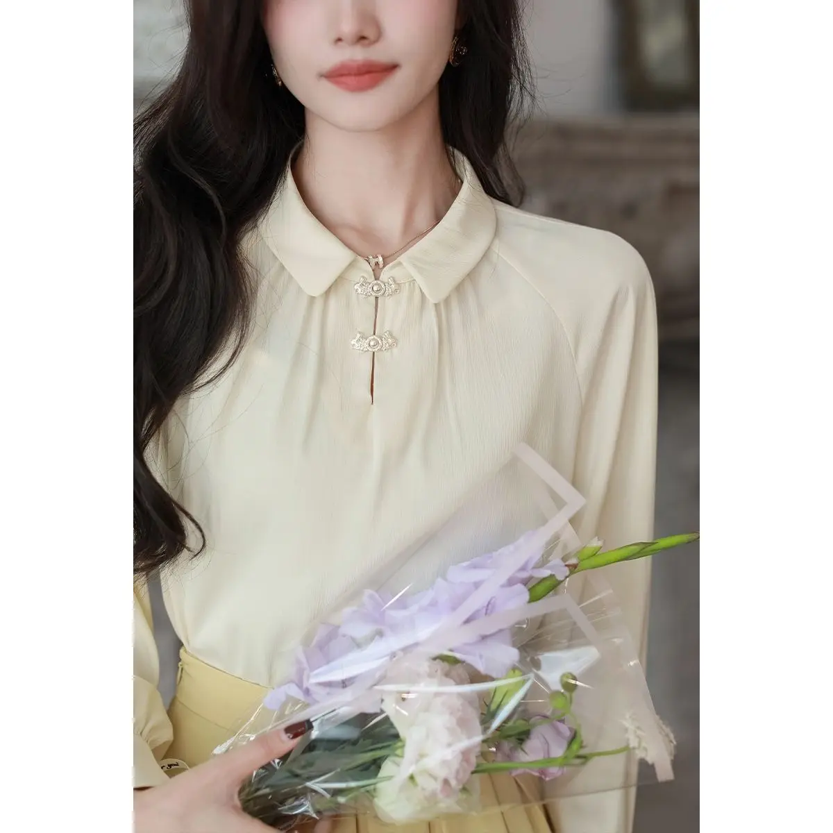 2024 New Spring and Autumn Woman Clothes French Retro Style Grace Elegant Sweet Upscale Interior Lapping Lantern Sleeve Tops Ins