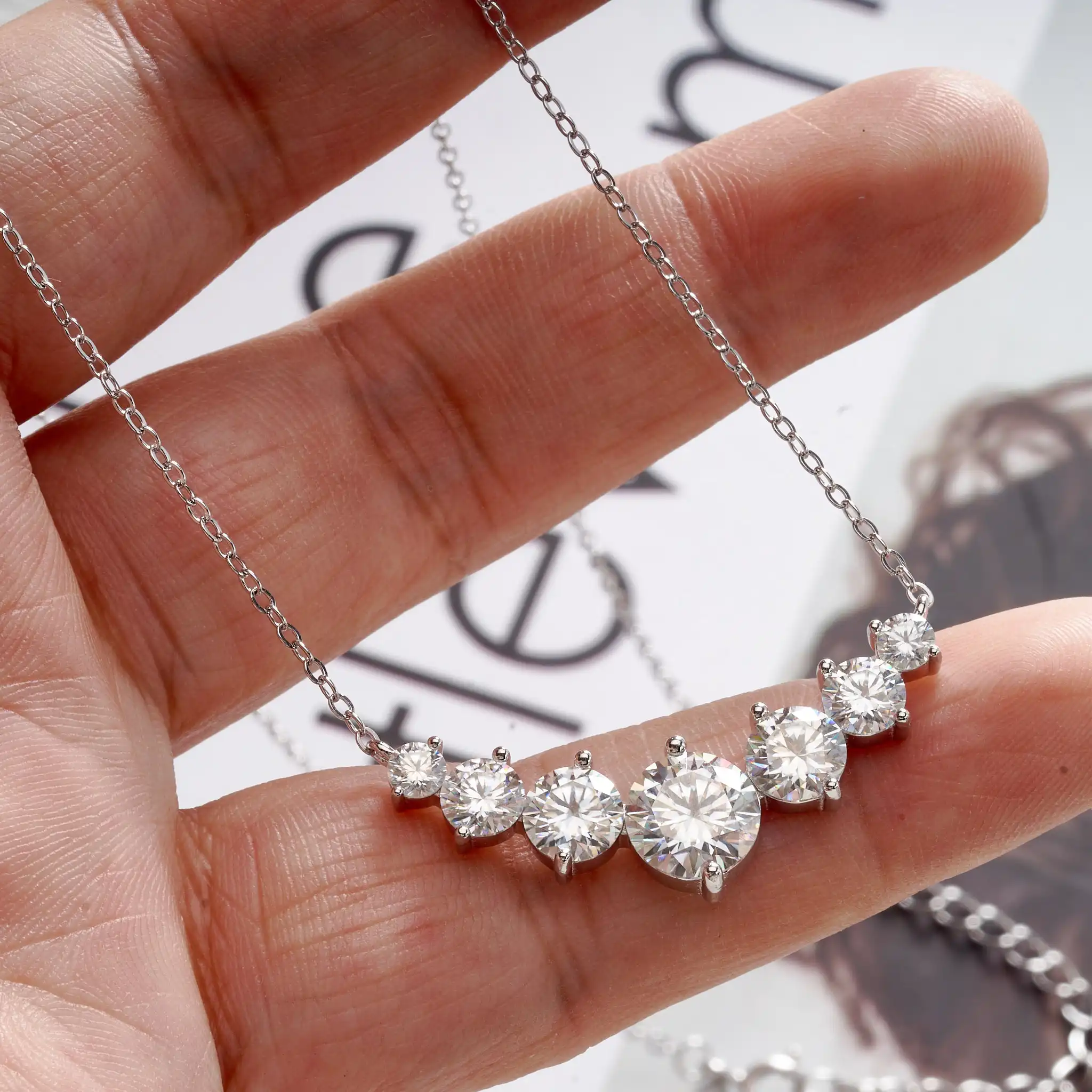 

Moissanite Necklace For Woman Wedding Fine Jewely With Certificates 925 Sterling Sliver Plated 18k White Gold Necklace
