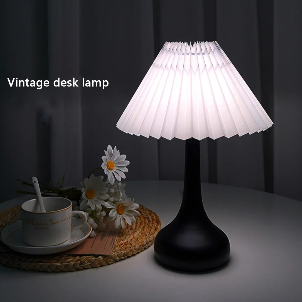 

Scandinavian Retro Desk Lamp Bedroom Bedside Sleep Night Light USB Plug-in Reading Desk Lamp