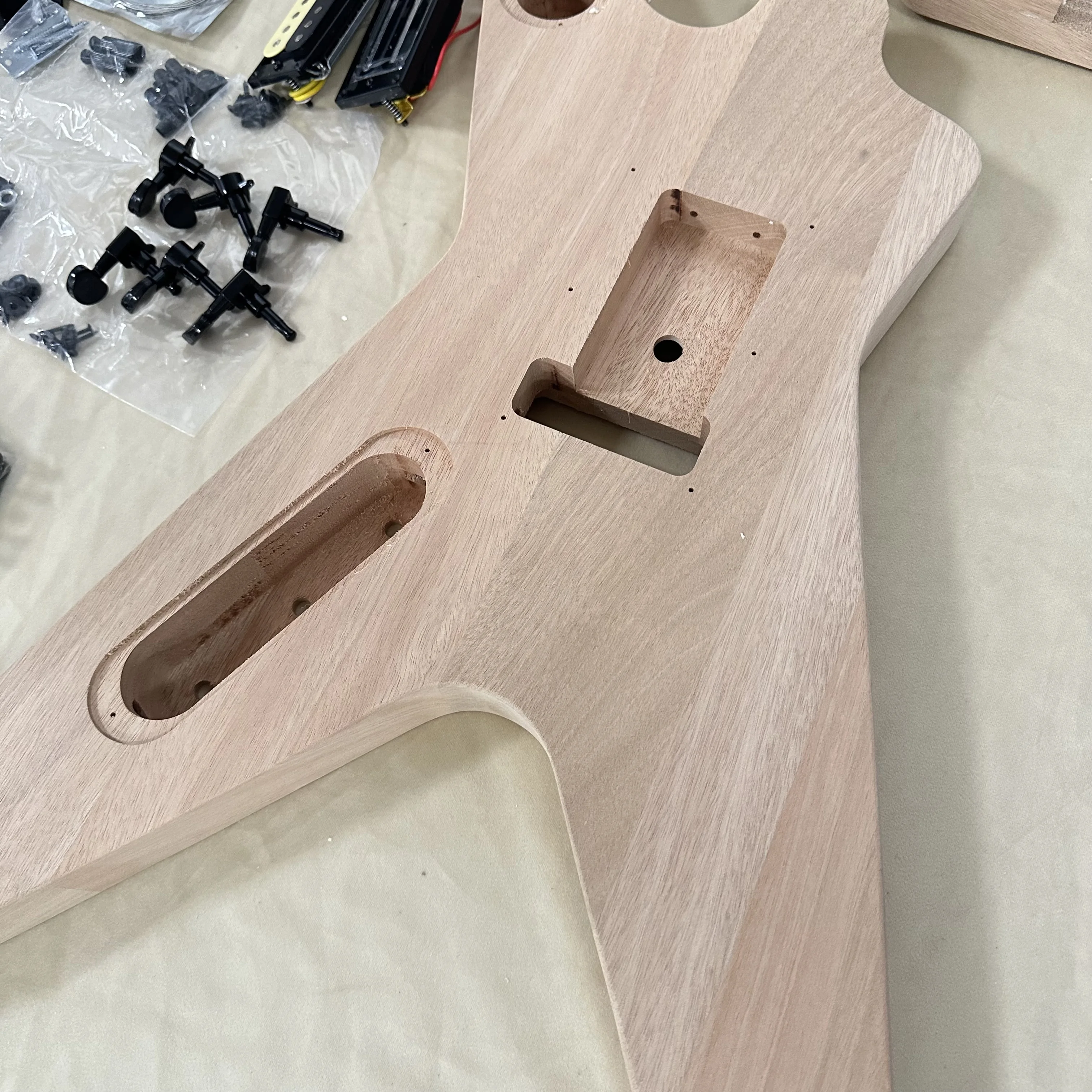 Unfinished Star V Electric Guitar DIY Kit Solid Wood Rosewood Fretboard All Complete Hardware Set In Storck