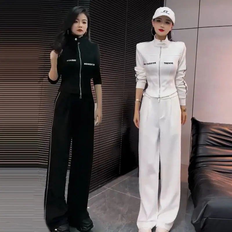 

Осенний новый повседневный спортивный комплект, женская корейская версия, приталенная куртка с воротником-стойкой + широкие брюки с прямыми штанинами, комплект из двух предметов
