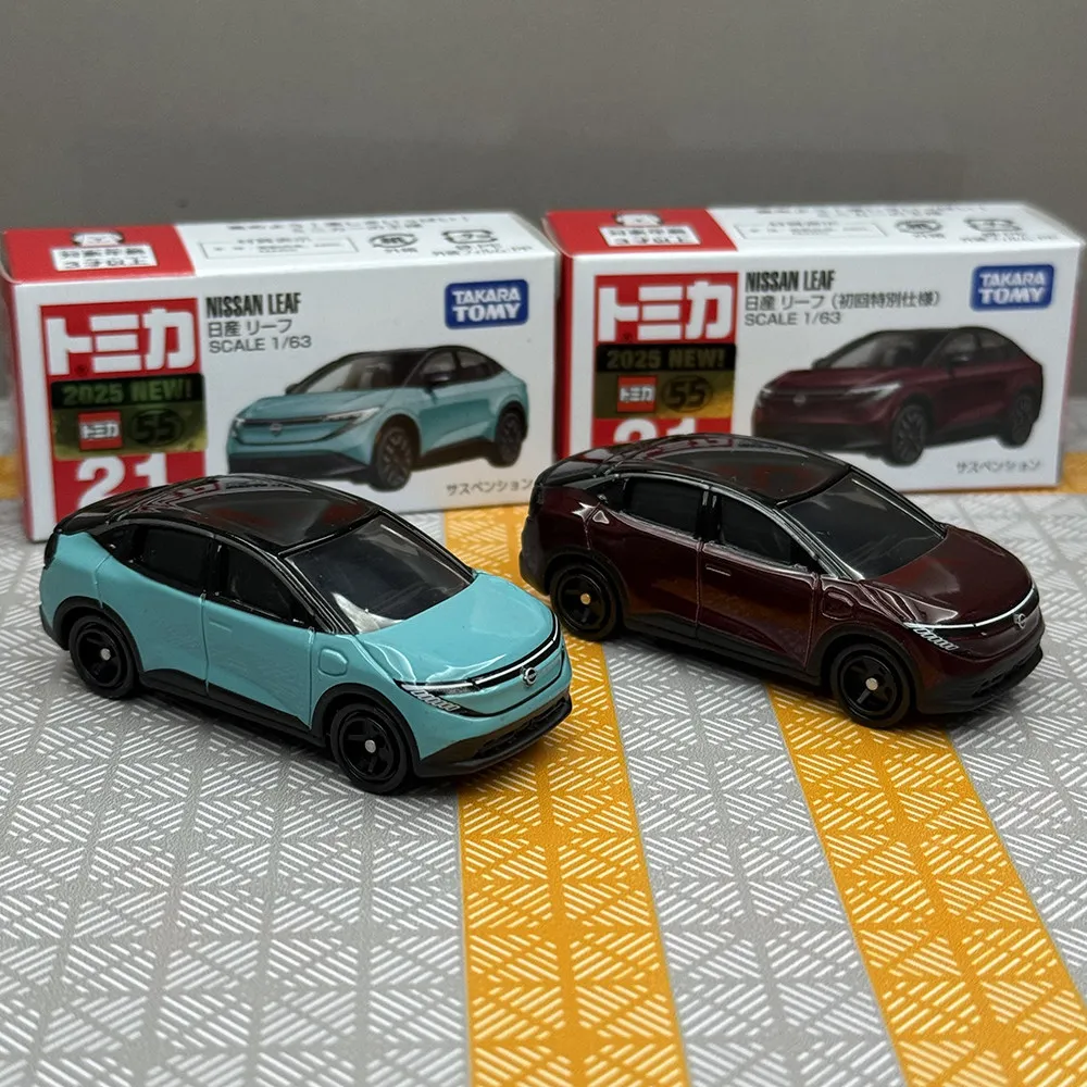 Takara Tomy Tomica No.21 Nissan Leaf Alloy Car Diecast Model Replica Series Children Gifts Boy Toys