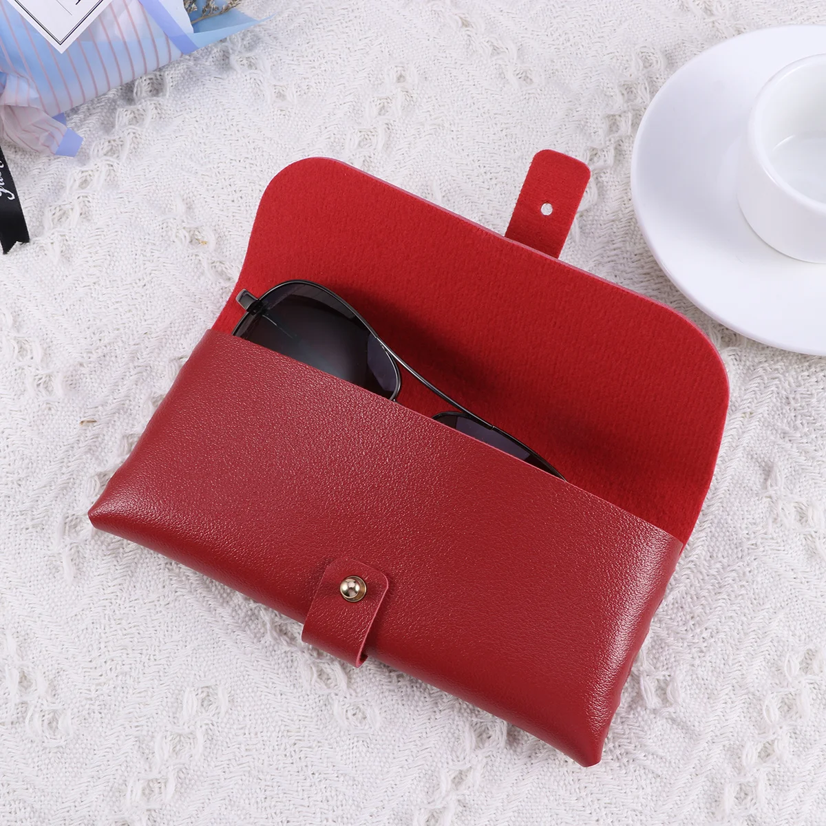 

Red PVC Glasses Case Fashion Handmade Buckle Clamshell Large Capacity Protective Cover Bag for Glasses Storage
