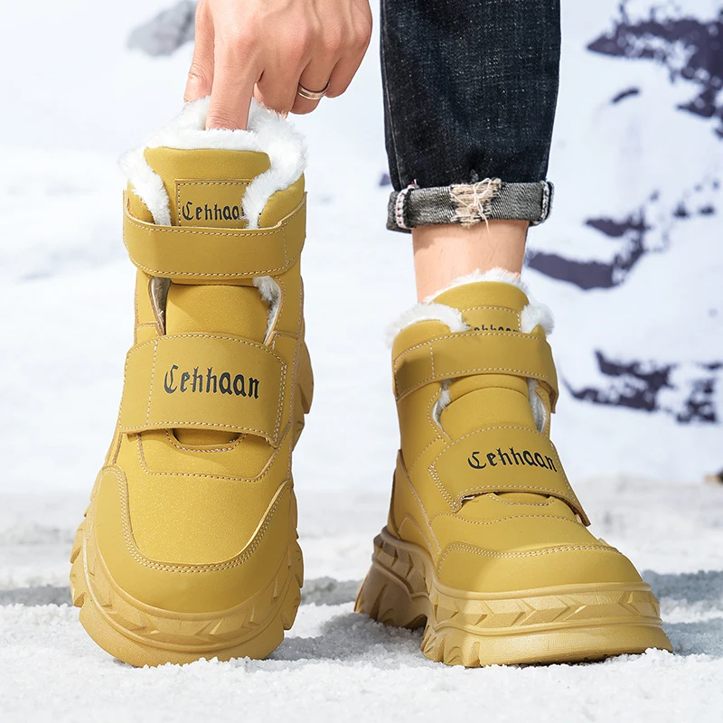 Botas de nieve gruesas de algodón clásico de invierno para hombre, zapatos de algodón cálidos para exteriores de alta calidad, suelas gruesas antideslizantes cómodas