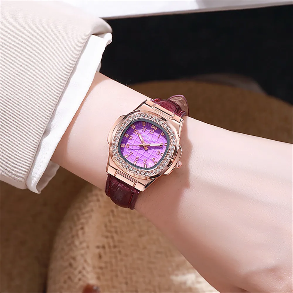 Luxury Ladies Digital Diamond Studded Quartz Watch Fashion 2023 New White Leather Strap Women\'s Dress Clock Watches