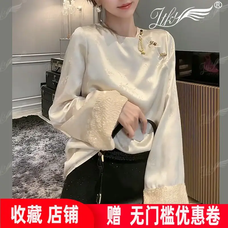 2024 chinese early spring  new chinese medium length plate button jacquard sequin sleeve top age reducing western style t-shirt