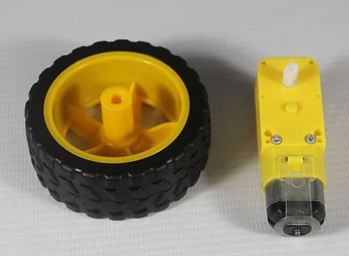 2PCS DC 3V- 6V Gear Motor With Plastic Tire Wheel For Smart Robot Car