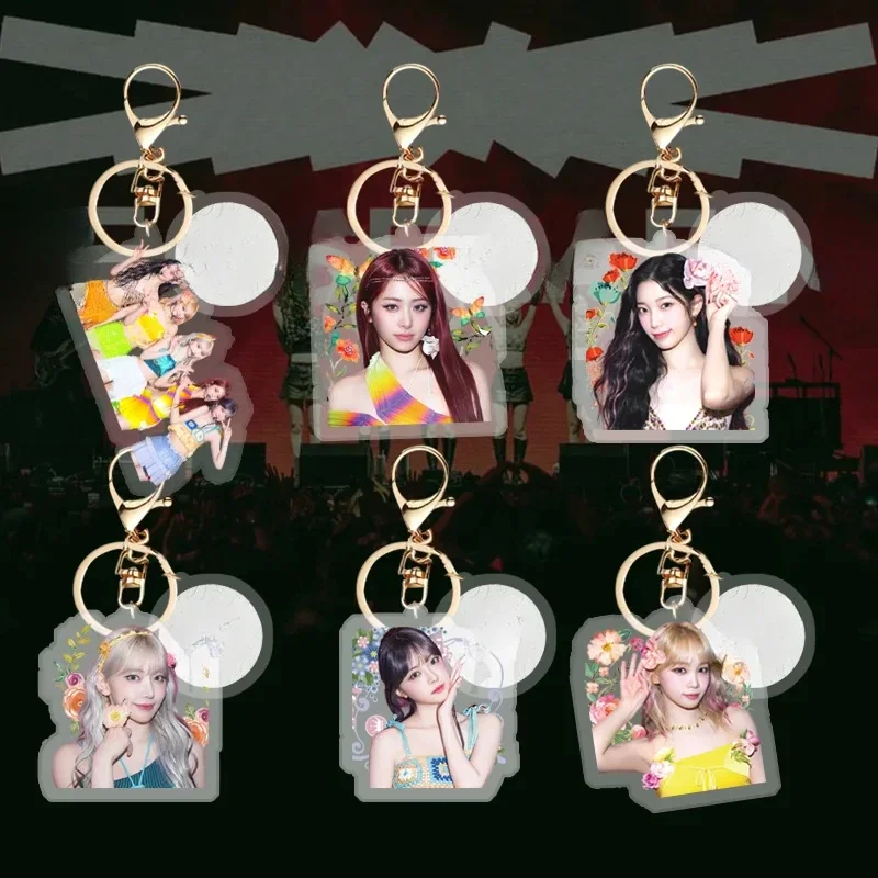 Kpop Keychain SAKURA KIM CHAEWON HUH YUNJIN KAZUHA HONG EUNCHAE Keyring Quality Acrylic HD Key Chains Bag Accessories Fans Gift