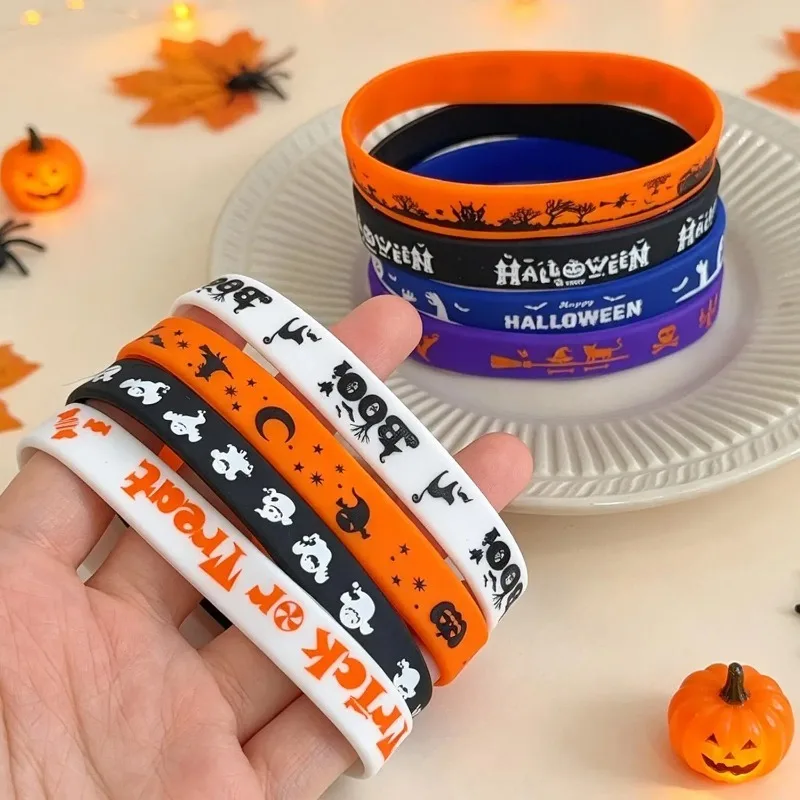 8PCS Halloween Theme Silicone Wristbands Kids Gifts Treat Carnival Ghost Party Favor Giveaways Pumpkin Halloween Party Toys