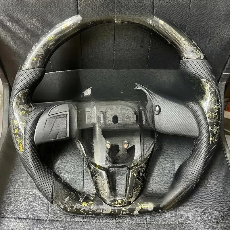 Suitable finely processed forged carbon fiber perforated leather steering wheel modification AXELA car steering wheel