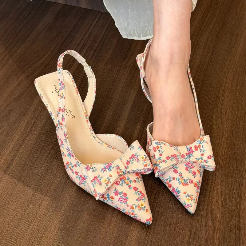 2026 Sommer Neue Modische Geschlossene Designer-Sandalen mit Stilettoabsatz in Unifarben, Sexy Spitze Abendschuhe für Partys mit Hohem Absatz