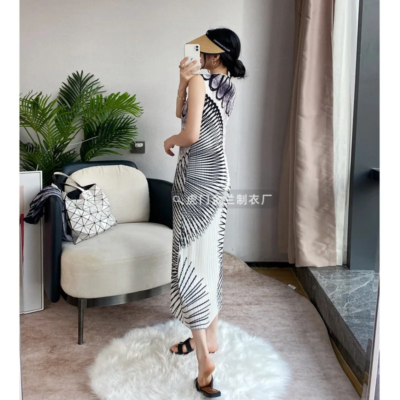 ALSEY Vest Dress 2025 Summer New Premium Feeling Temperament Miyake Pleated Cardigan Printed Women's Dress Fashion Two Piece Set