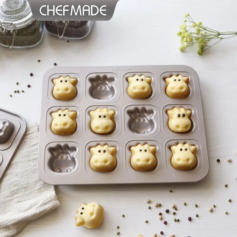 CHEFMADE Cute Calf Shaped Cake Mold 12-Cup Non-stick Baking Pan, Mini Cow Cupcake Tray for Home Baking