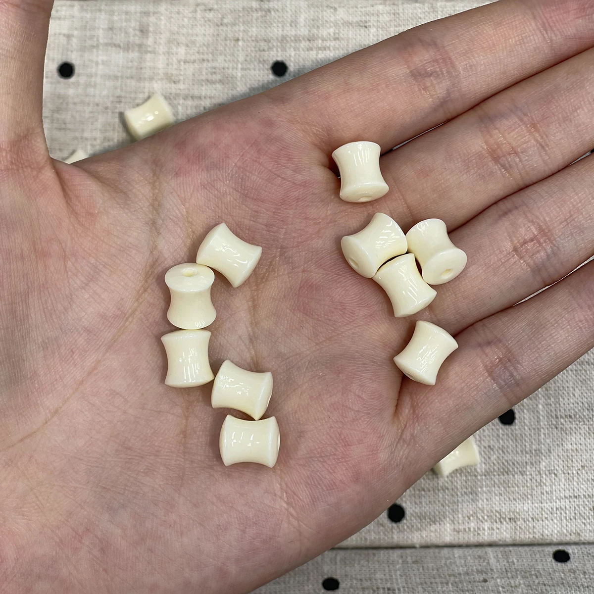 50Pcs Shell Powder Pressed Bamboo Joint Beads 8x10mm Perforated White Carved Tube Beads for DIY Necklace Bracelet Jewelry Making