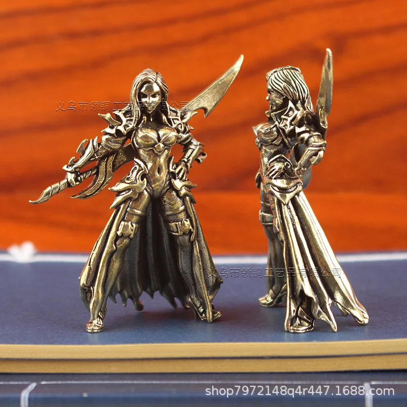 Brass Vintage Broadsword Beauty Warrior Western Style Anime Characters Action Figures Desktop Miniature Ornament Accessories