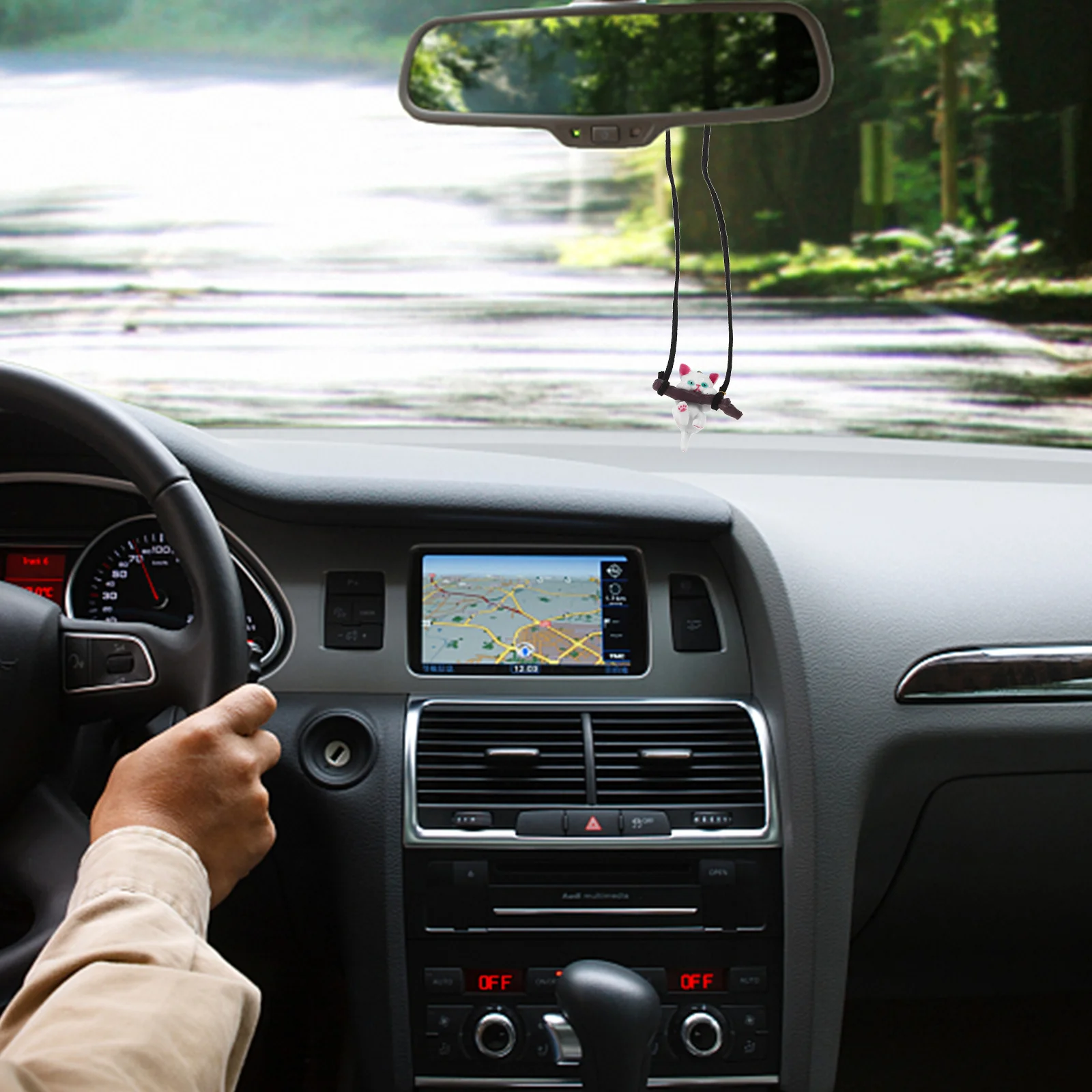 

Cat Hanging Ornament Lucky Fortune Cat Design Car Pendant Hanging Decor for Rearview Mirror Car Interior Decoration Gift