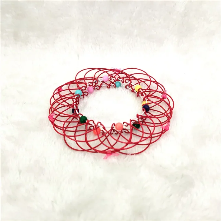 Zabawka do kształtowania dłoni: 36 wzorów koszykówki poprawiają koordynację, gra w sortowanie kolorów podnieca potencjał artystyczny.