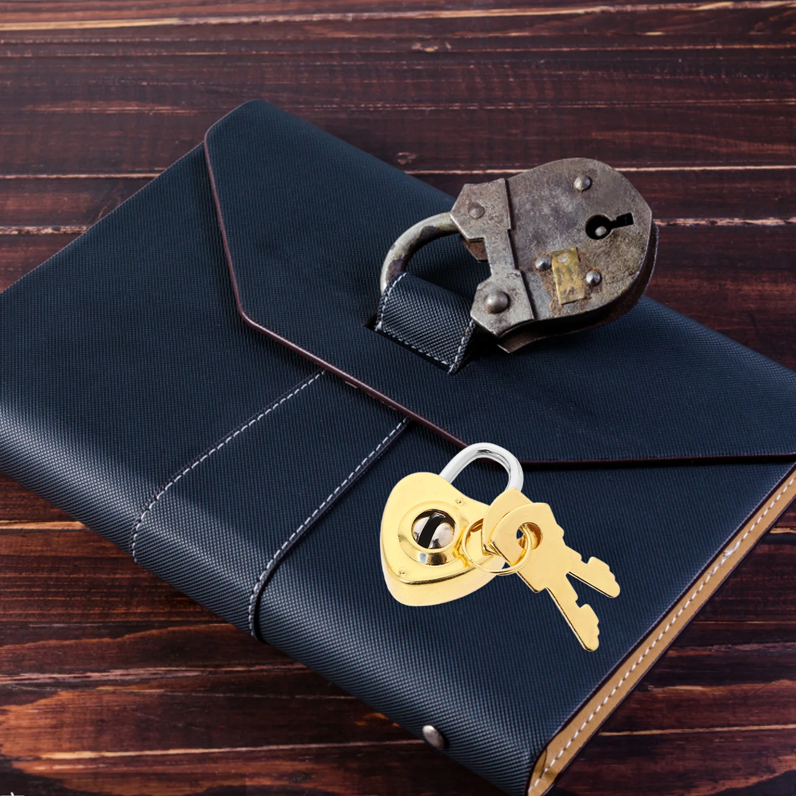 1 مجموعة قفل صغير على شكل قلب مع مفتاح قفل عتيق صغير لصندوق المجوهرات مذكرات الحرفية تخزين صندوق قفل صغير مع مفتاح #2