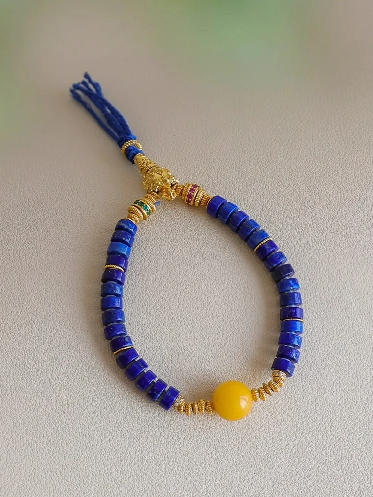 

Браслет из натурального необработанного лазурита с бусинами — оригинальный трехугольный шарм Махакала, художественные ювелирные изделия-разделители прямого кроя