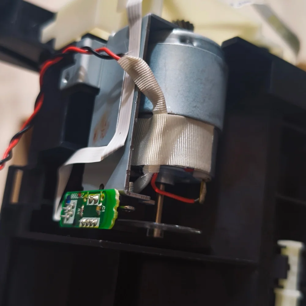 

L8050 PAPER FEEDER ASSEMBLY L8058 PAPER TRAY FEEDER