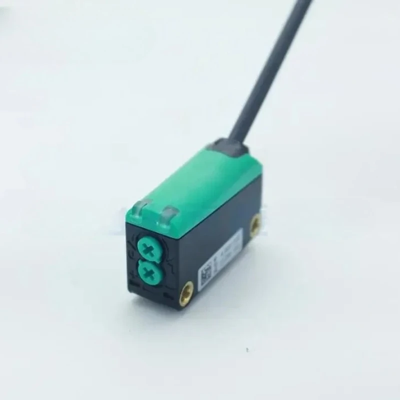 

ML100-8-1000-RT/102/115 new P + F diffuse reflection type photoelectric sensor switch