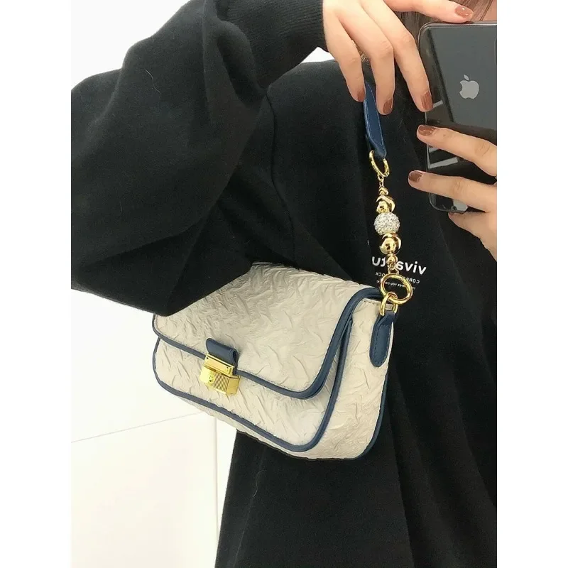 

2023 Fashion High-end Women's Bag Niche Trend New Handbag Versatile Popular Armpit Crossbody Shoulder Bag Women's Bag