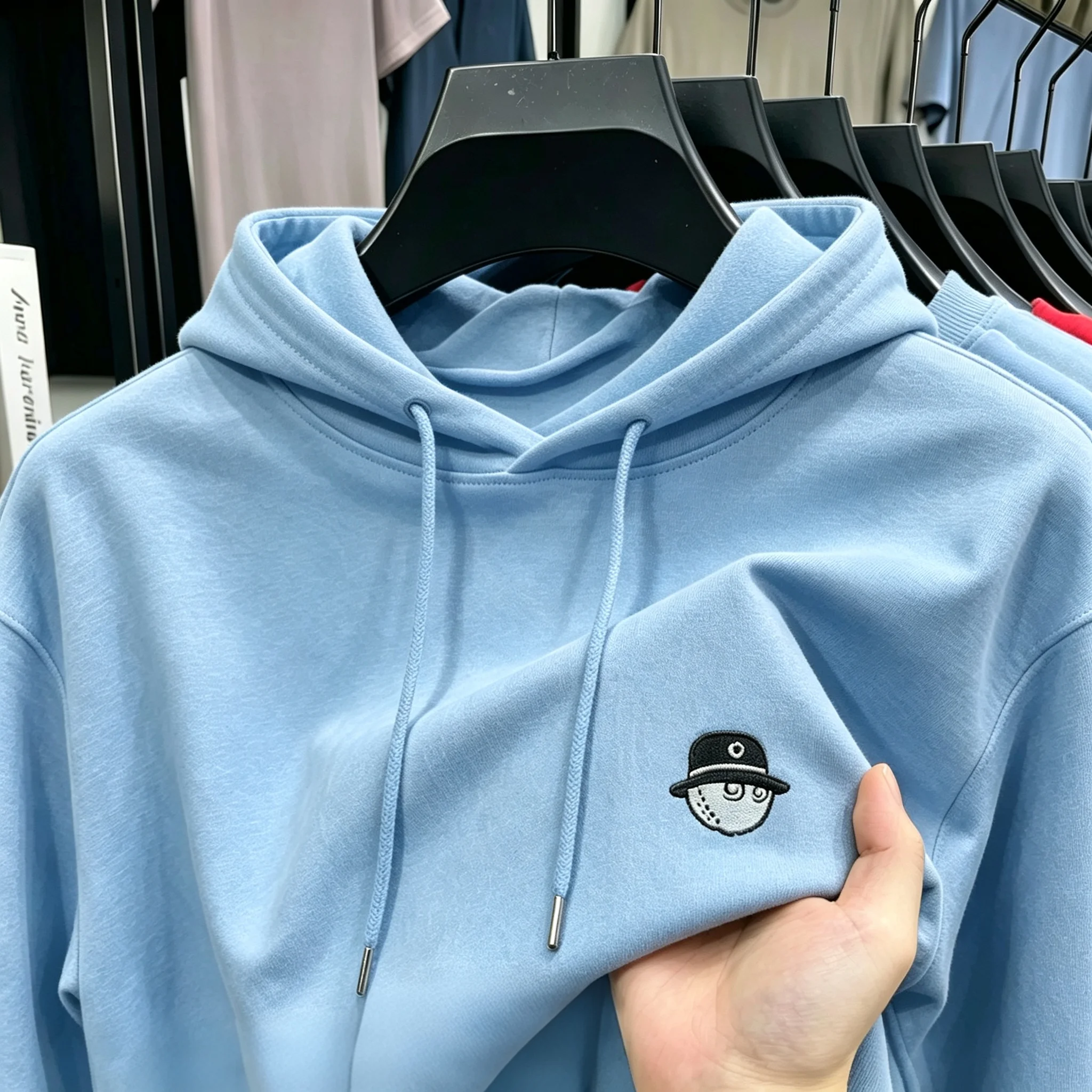 Hochwertiges Design-Marken-Hoodie für Herren mit langen Ärmeln - modische sportlich-lässige Herrenbekleidung - gesticktes Design – Detail 14