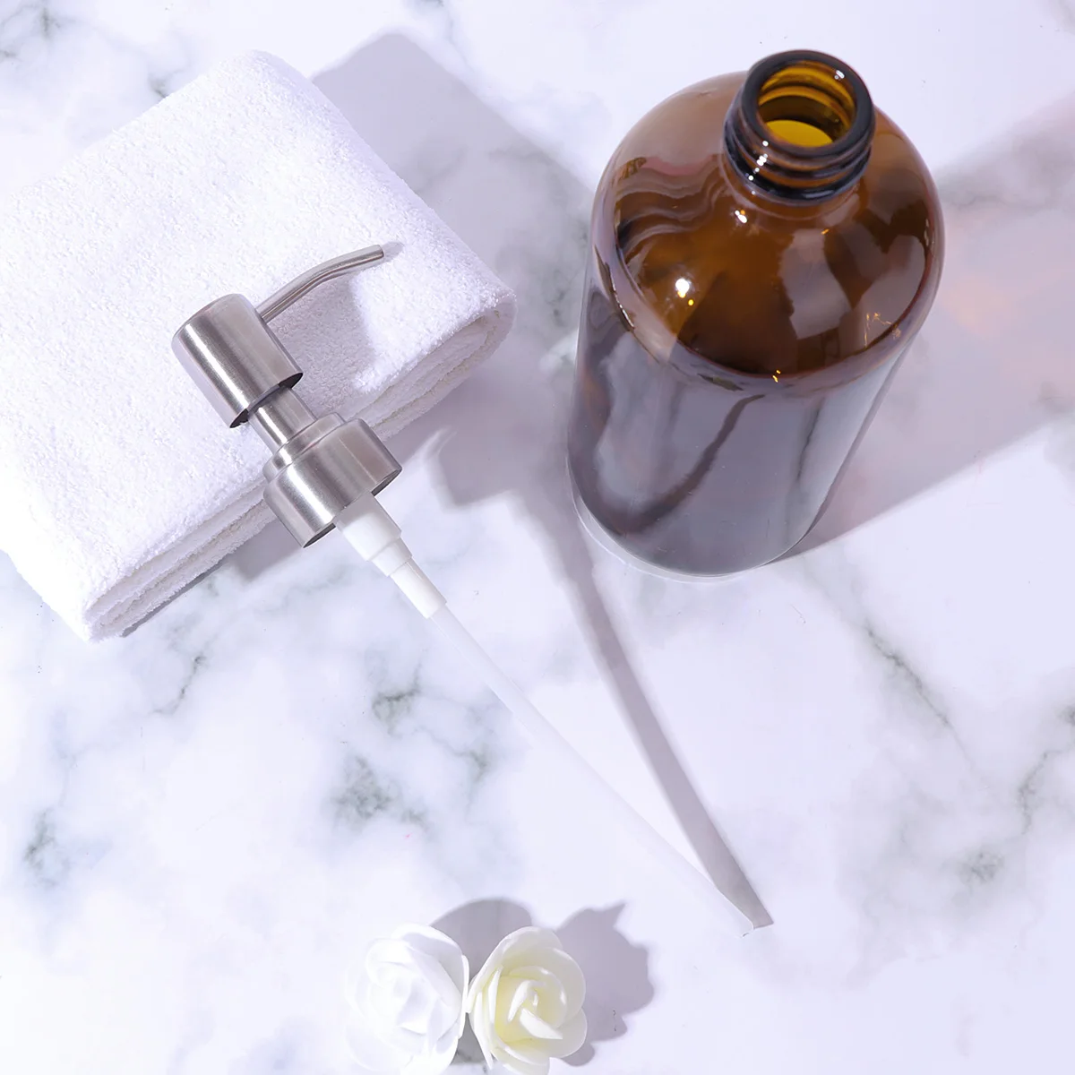 

500Ml Refillable Glass Bottle Premium Material Press Pump for Shampoo Conditioner Lotion Liquid Soap Modern Countertop