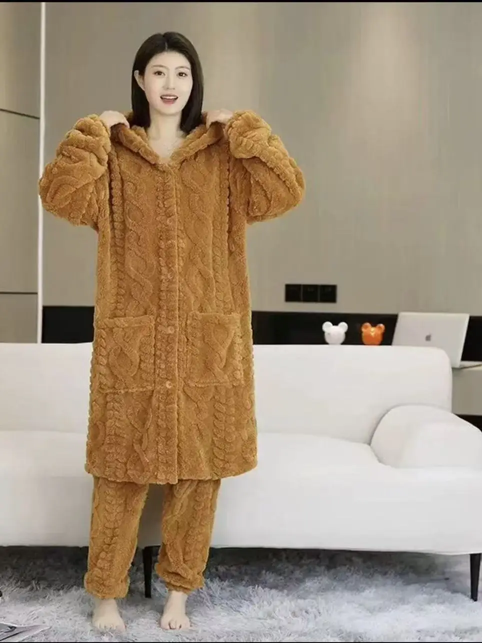 plus Size Winter Women's Fleece Lined Thickened Hooded Sleepwear Set Home Clothes Long Mid-Length Robe Coral Velvet Fabric