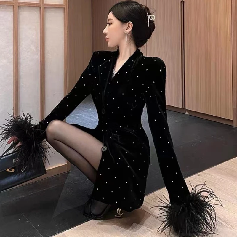 Black Slim Blazers Women Rhinestone Elegant Suit Jacket Imitation Ostrich Hair Long Sleeve Velvet Short Coat Ladies Luxury Coats