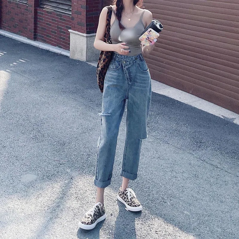 กางเกงยีนส์เอวสูงทรงสกินนี่ขาดๆ สำหรับผู้หญิง ฤดูร้อน ผ้าบาง สไตล์วินเทจ ขากว้าง ทรงหลวม ช่วยให้ดูผอม กางเกงฮาร์แลน ทรงเดดแพนท์ สไตล์ฮาราจูกุ