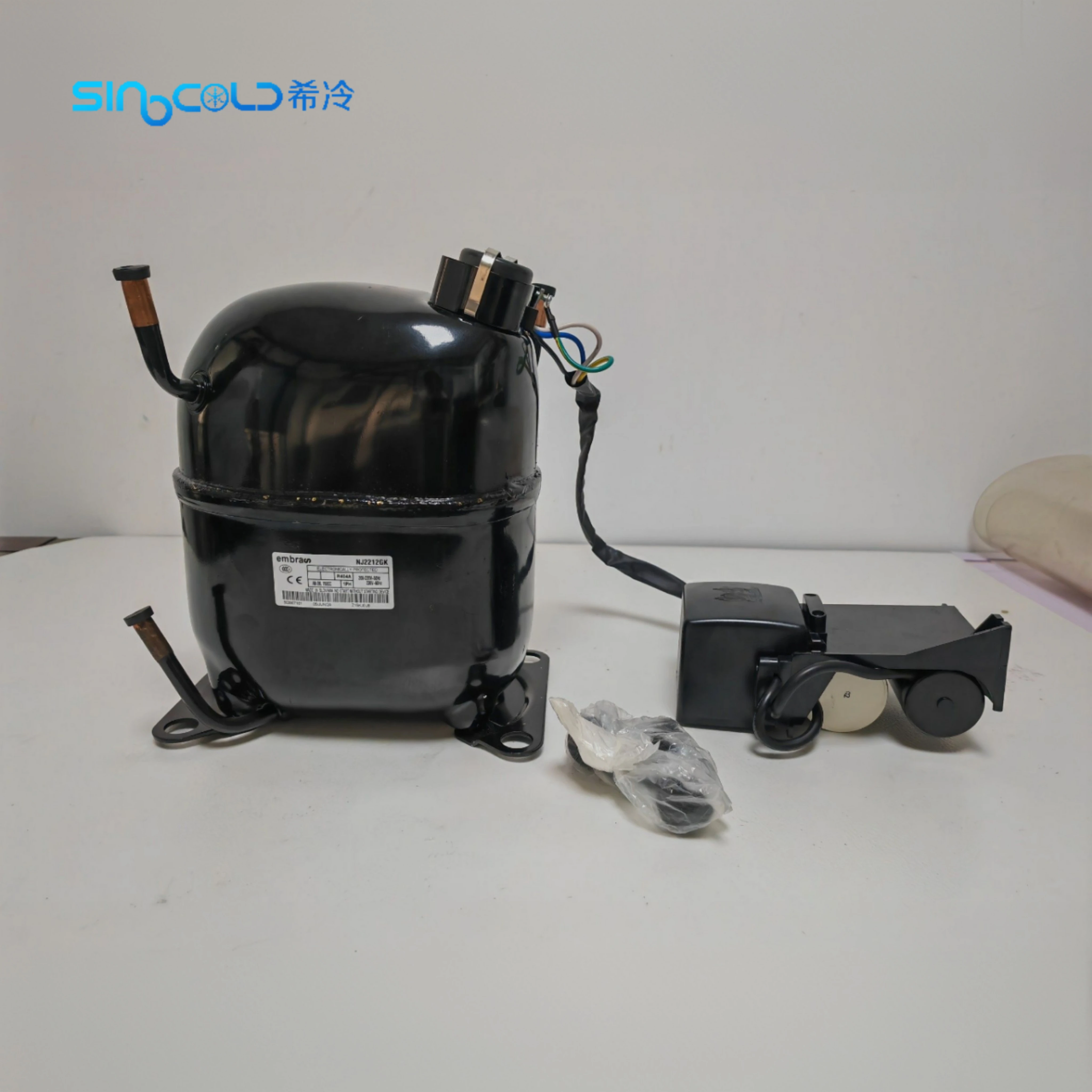 

New Embraco Hermetic Reciprocating Compressor NJ6226ZX 1HP R134A 380V- 480V 3PH Refrigeration Compressor