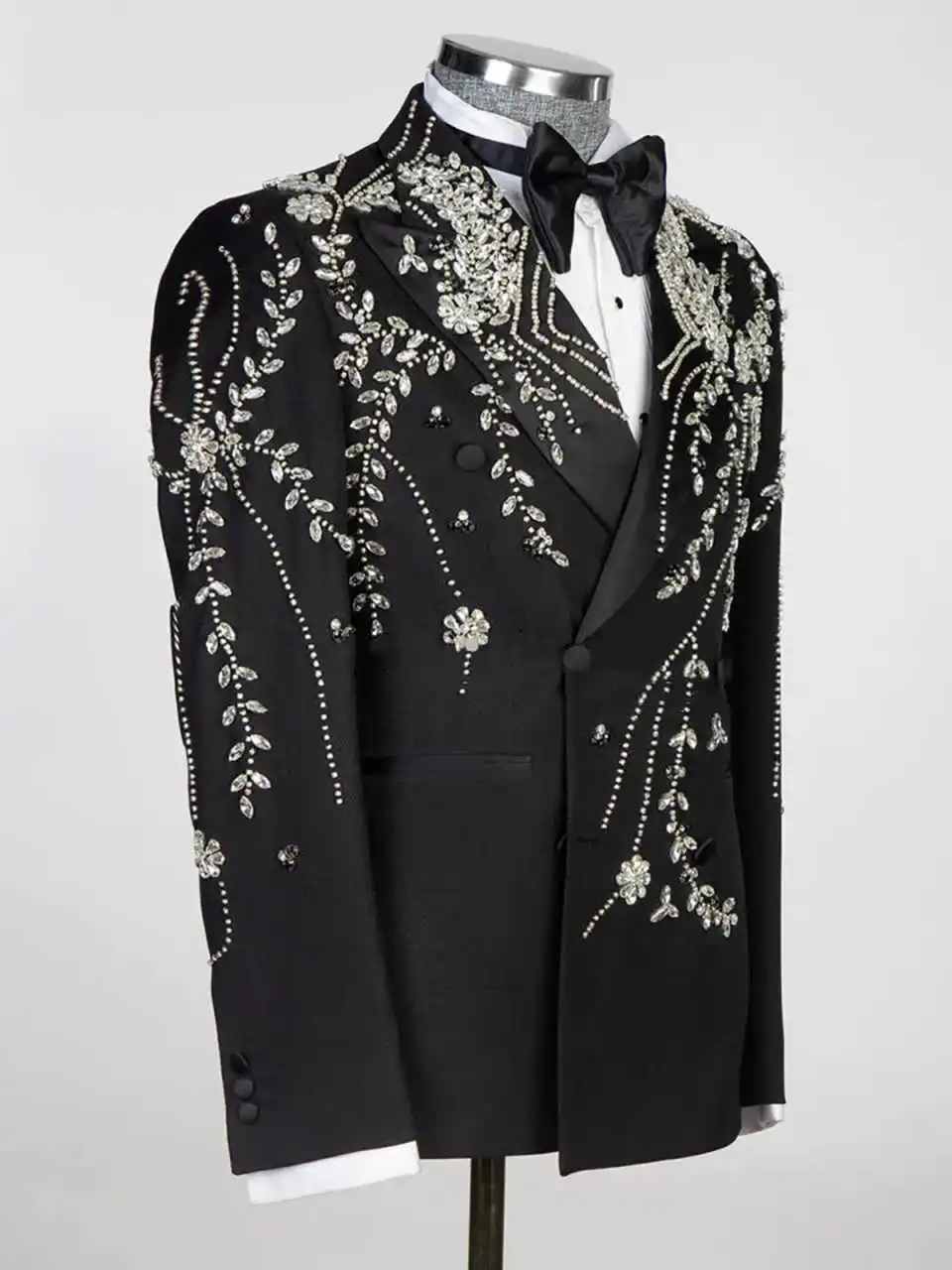 الفاخرة الرجال الدعاوى 2 قطعة مجموعة مزدوجة الصدر الماس بلورات الزفاف العريس سهرة الأعمال الخاصة مأدبة حفلة موسيقية مخصصة