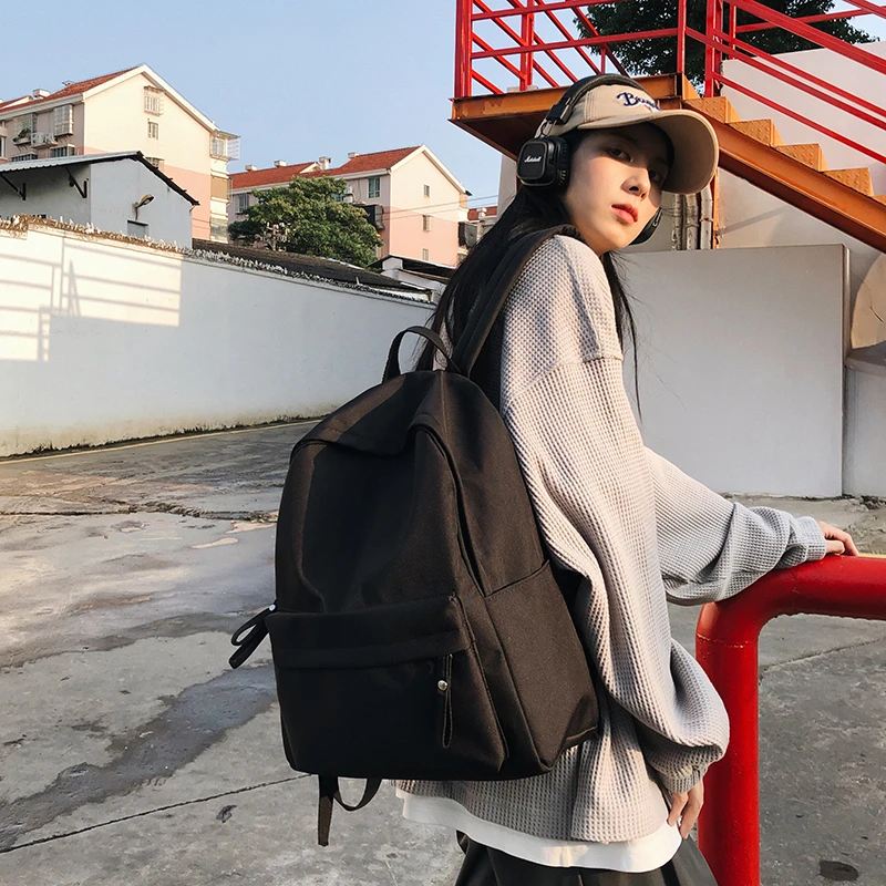 Ransel wanita trendi dan modis kualitas tinggi 2024 baru bahan nilon warna Solid tas punggung wanita gaya Korea tas serbaguna **방