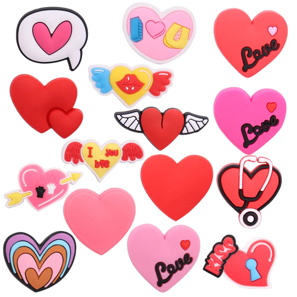 Breloques de chaussures en PVC rouge en forme de cœur, I Love U, décoration de sandales de jardin, Everg pour bracelet, cadeaux de fête pour enfants, 1PC