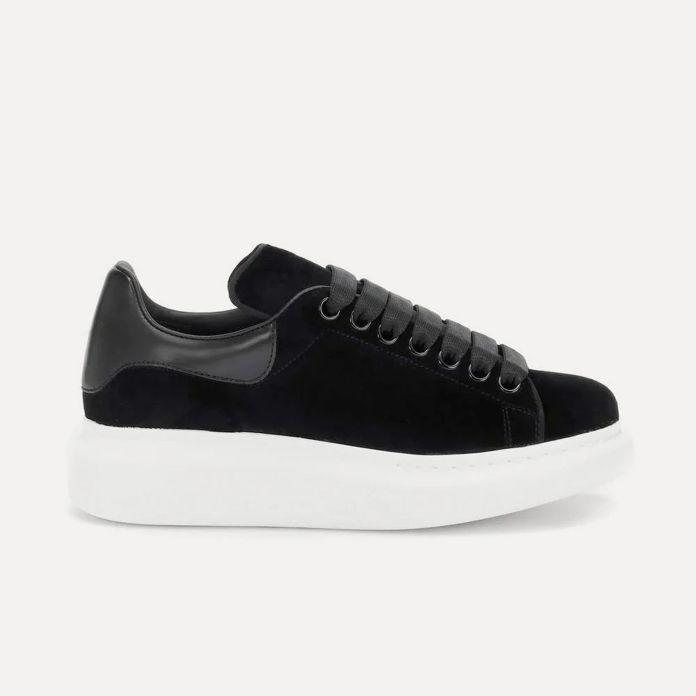 Chaussures plates élégantes pour femmes, baskets blanches à semelle épaisse, chaussures vulcanisées à hauteur accrue pour hommes et femmes