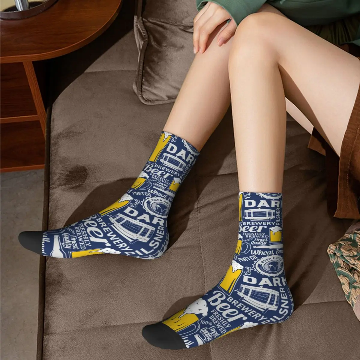 Calcetines divertidos para hombre y mujer, calcetín con estampado de Beer azul, primavera, verano, Otoño e Invierno