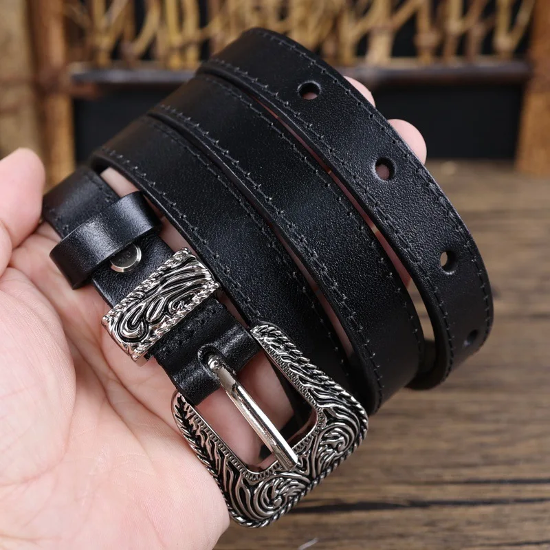 

Top-grain leather women's belt, versatile design with a vintage buckle