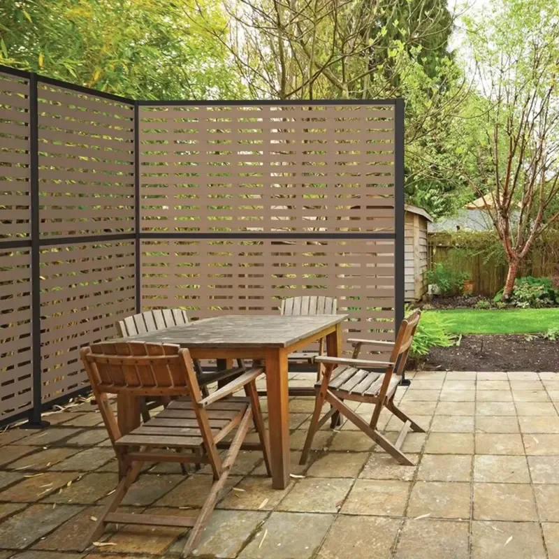 Family Garden Landscape Screen Privacy Panel Partition