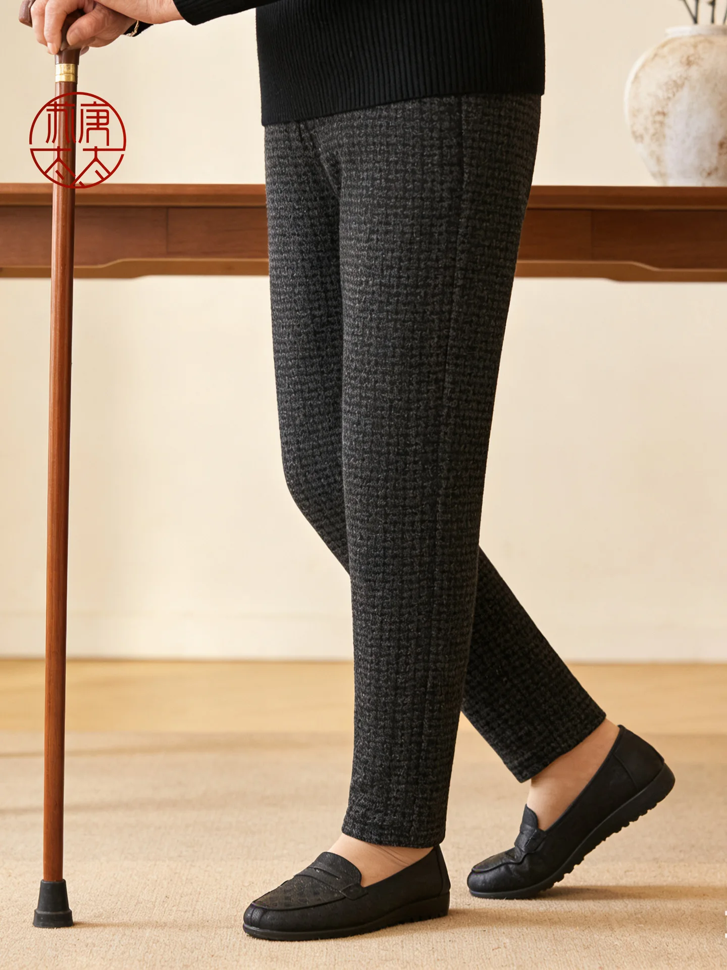 

Утепленные зимние повседневные хлопковые брюки для мам с наколенниками, теплые женские брюки для среднего возраста, верхняя одежда, длинные брюки