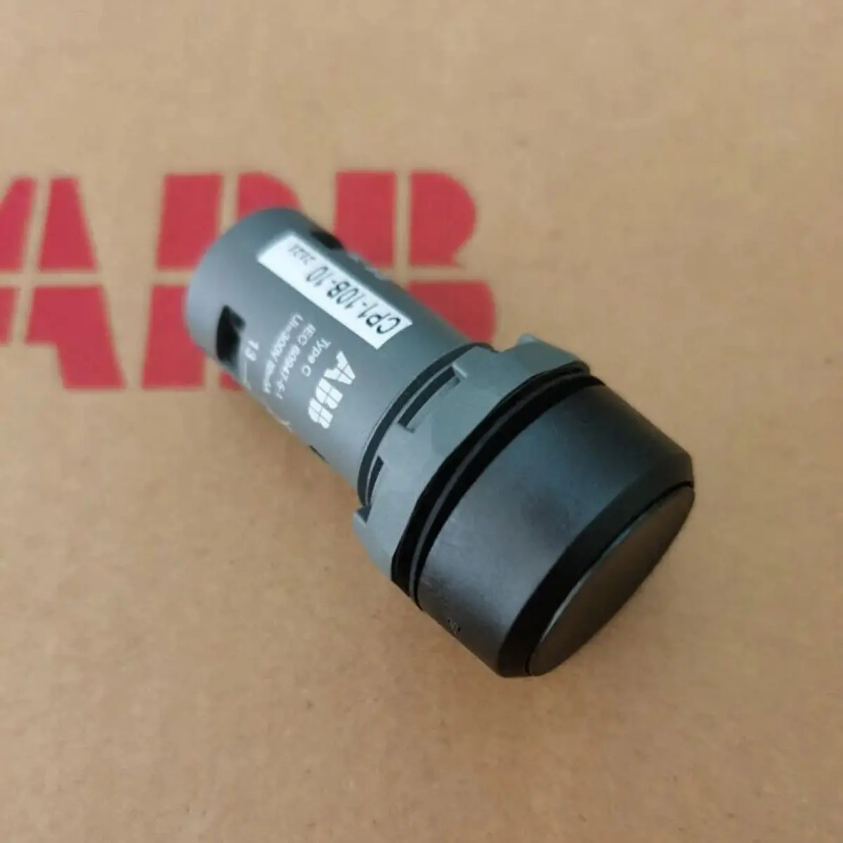 

Кнопочный выключатель CP1-10B-10 62000005 1SFA619100R1016