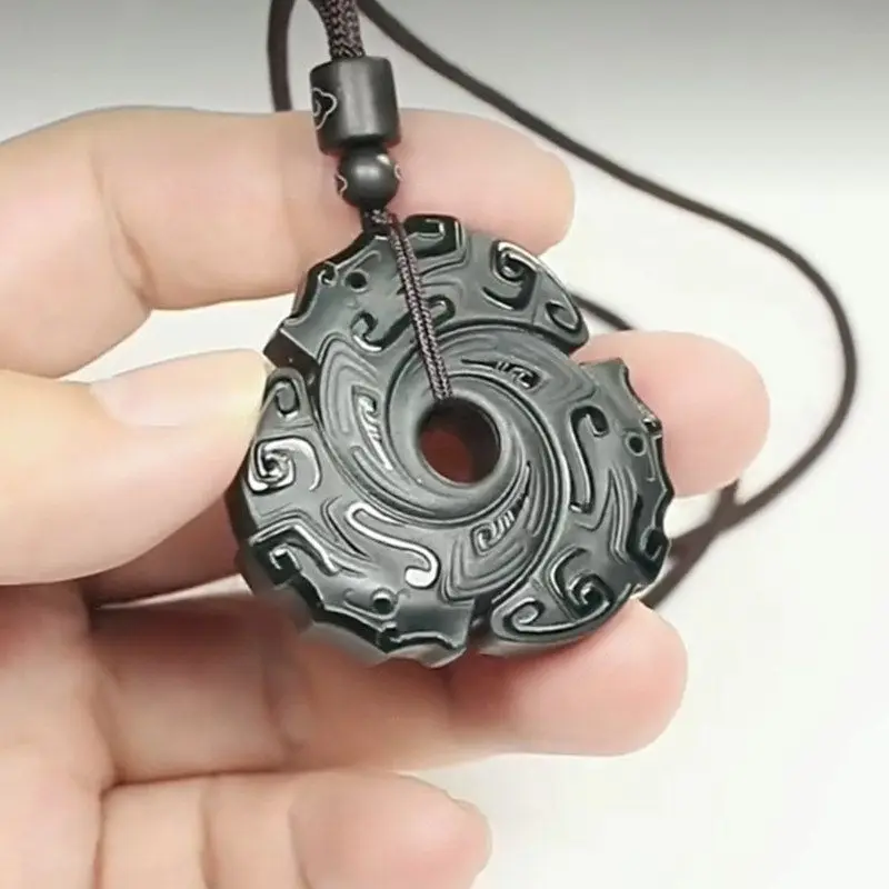 

Hetian Jade Xuanji Antique Time Running Pendant Sapphire