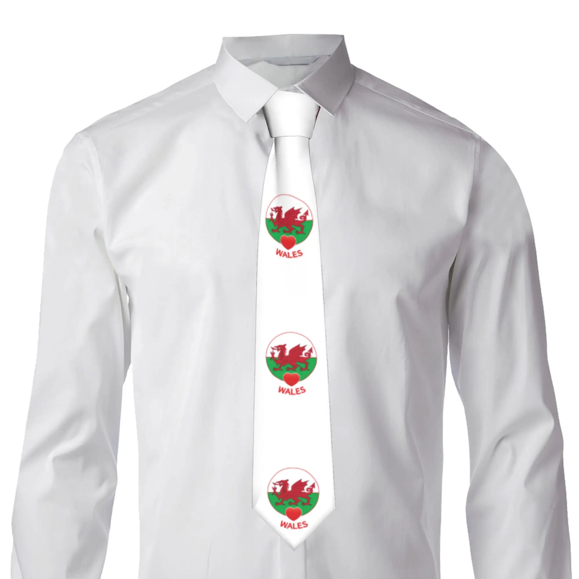 Classic l ove Wales Country Flag Hear  Neckties for Men Silk  Office Neck Tie