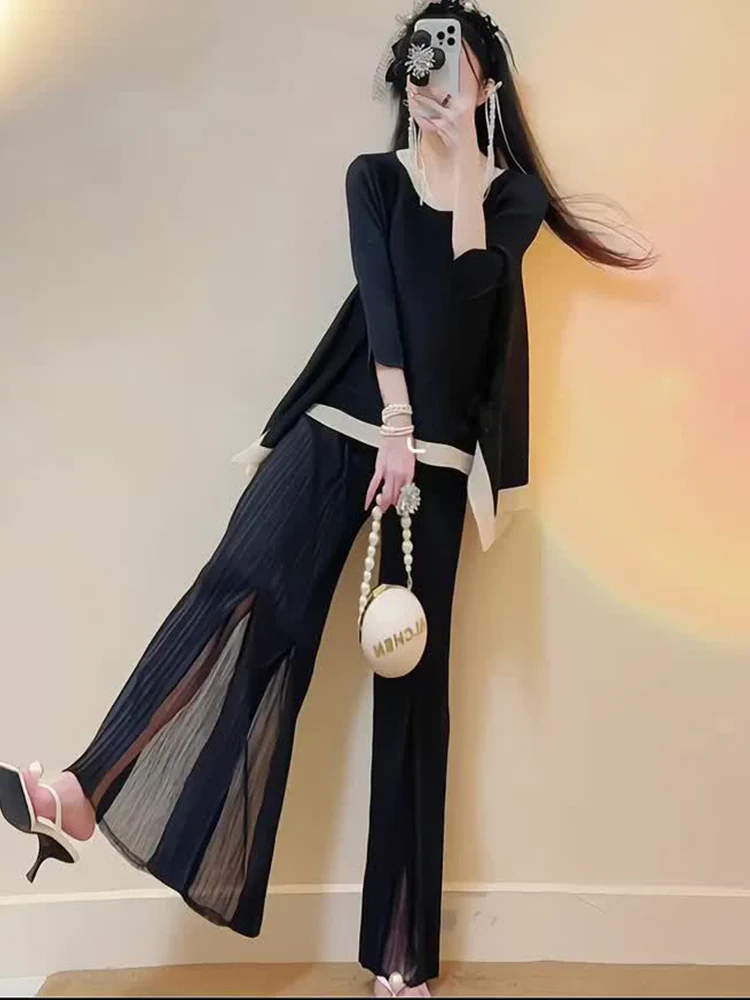 

Loose Comfortable Women's T-shirt Top with Elastic Wide Pants Casual Summer Korean Style by Sanza Art Creation